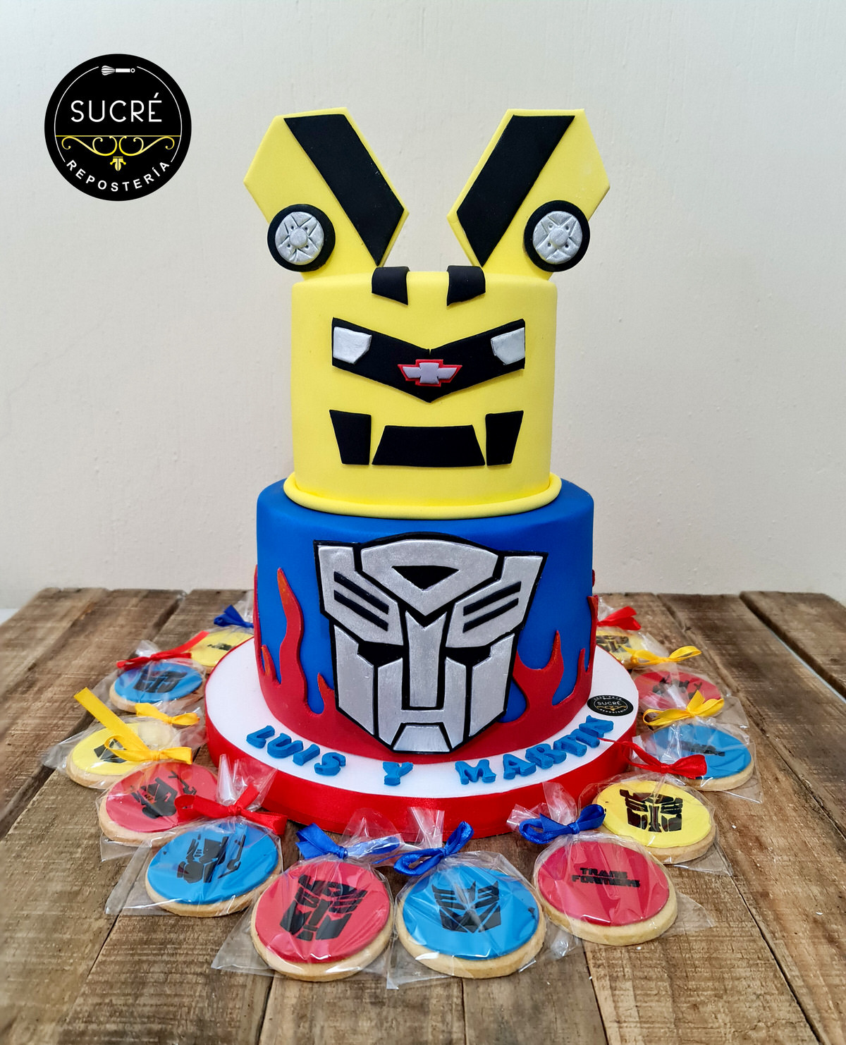 Pasteles de Cumpleaños Súper Héroes Transformers – SUCRÉ Repostería  Guatemala